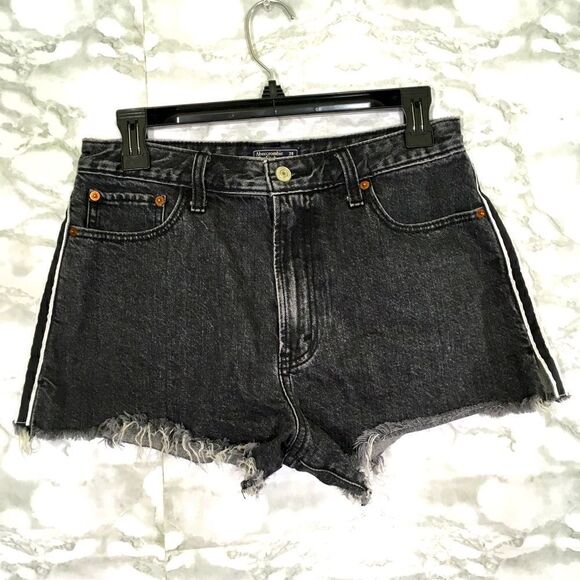ABERCROMBIE & FITCH ANNIE HIGH RISE SHORT - Picture 2 of 10